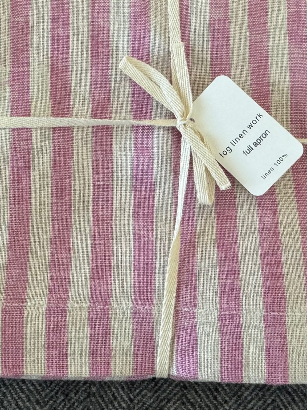 NWT, FOG LINEN WORK, 100% LINEN FULL APRON